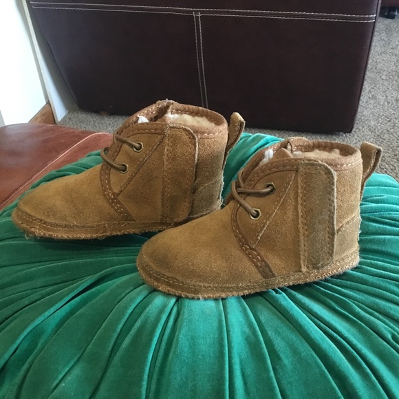 Baby Ugg boots - Picture 1 of 7